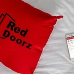 Reddoorz @ Wiyung 3